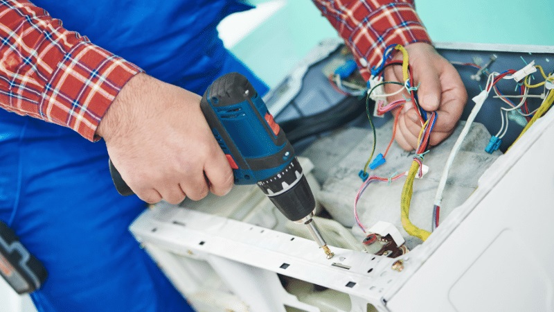 Gördes İmmergas İmmergas çamaşır makinesi kart tamiri – Su almama arızası orijinal parça ile giderildi. - Teknik servis örneği